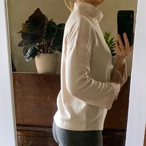 Ann Taylor 🛍️ SIZE XS PETITE - tan mock neck sweater